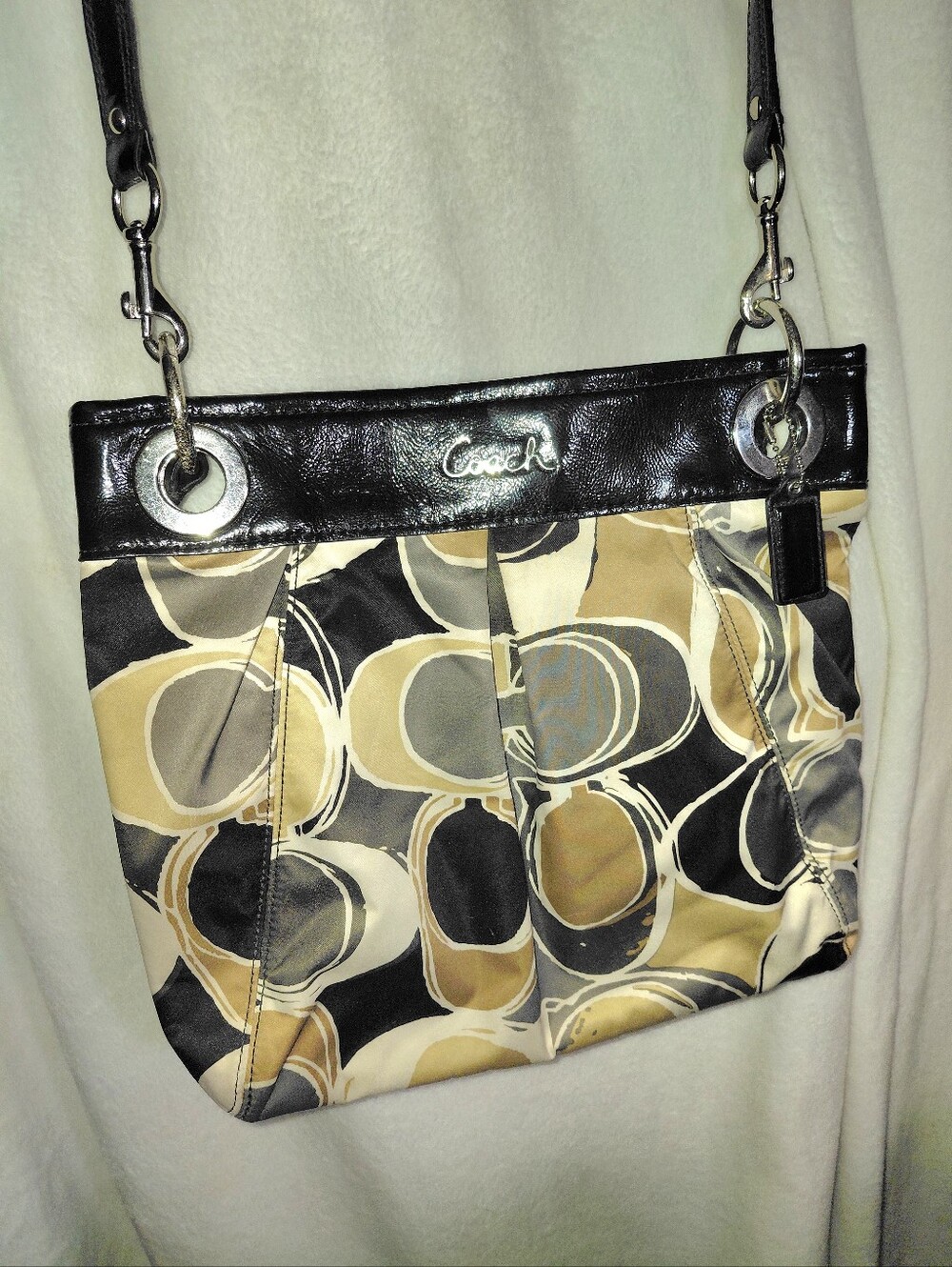 Coach Shoulder Bag in Black, Tan, Cream